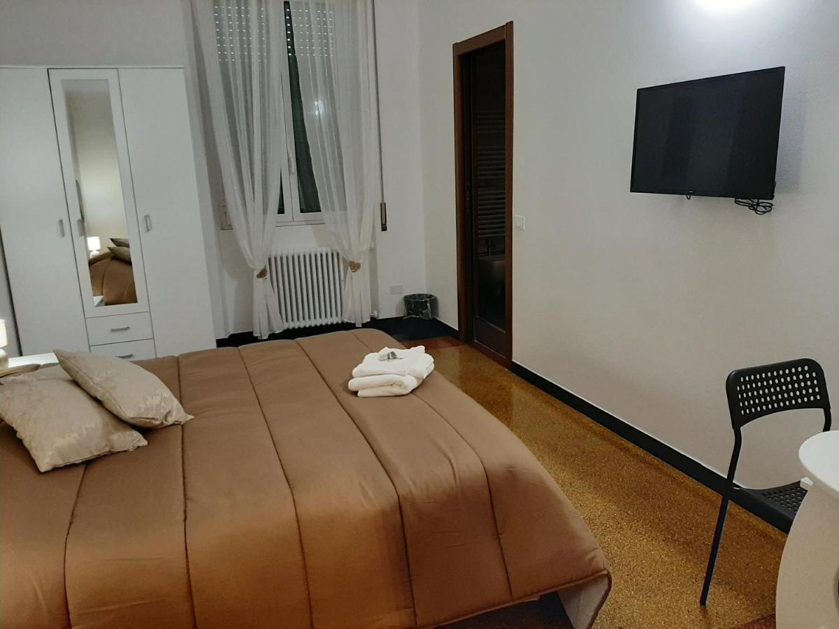 La Lanterna Di Angelo Otel Cenova Dış mekan fotoğraf